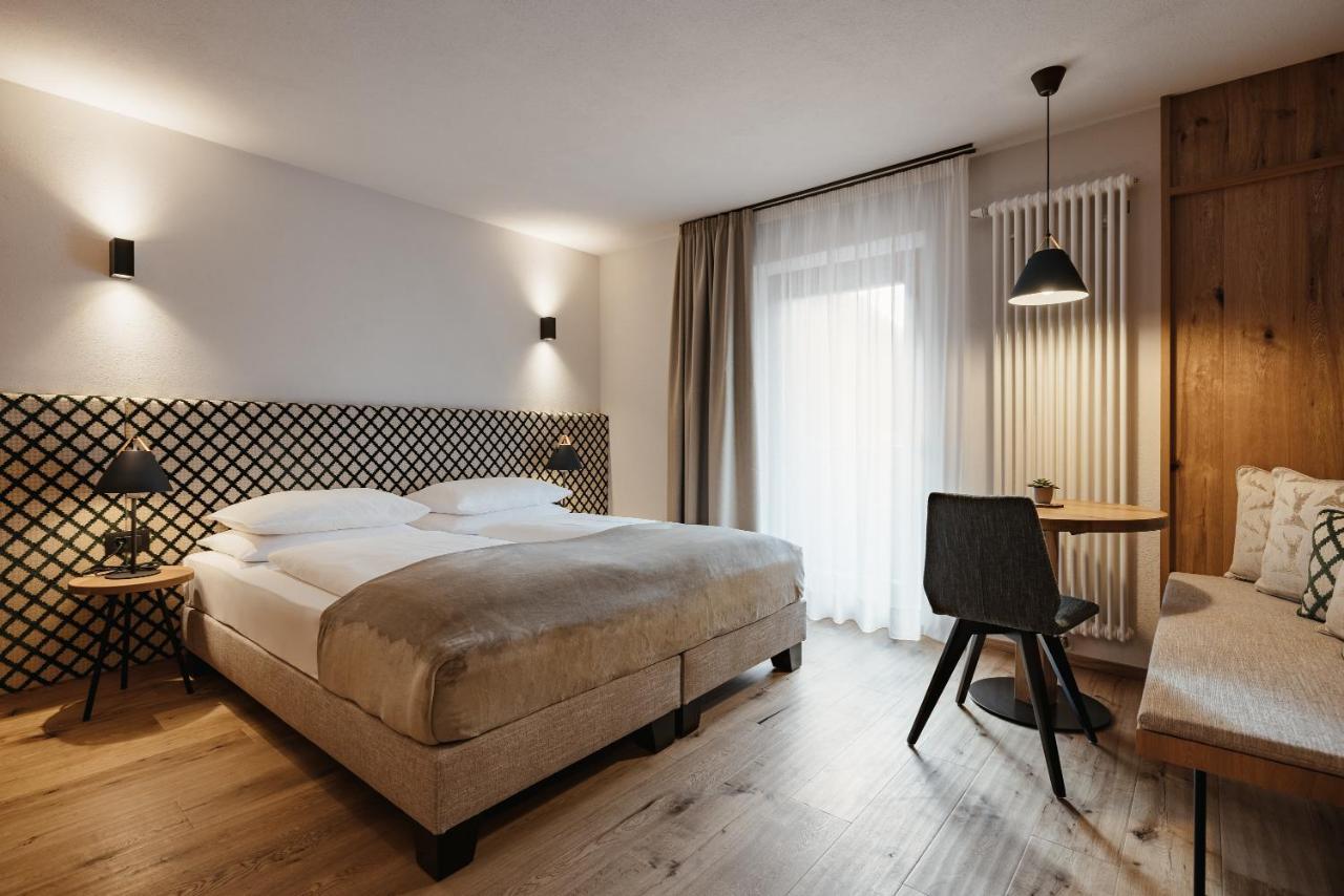 Hotel Pradat Kurfar Exterior foto