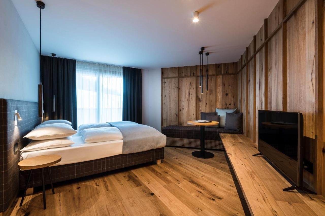 Hotel Pradat Kurfar Exterior foto